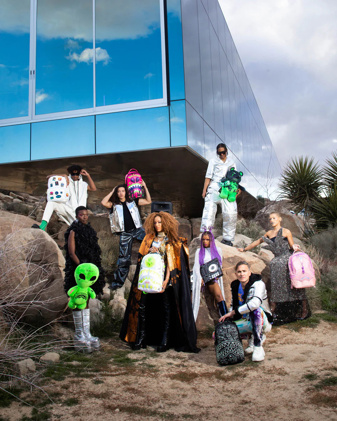 TRIPS & LIPS BACKPACK - Image 10