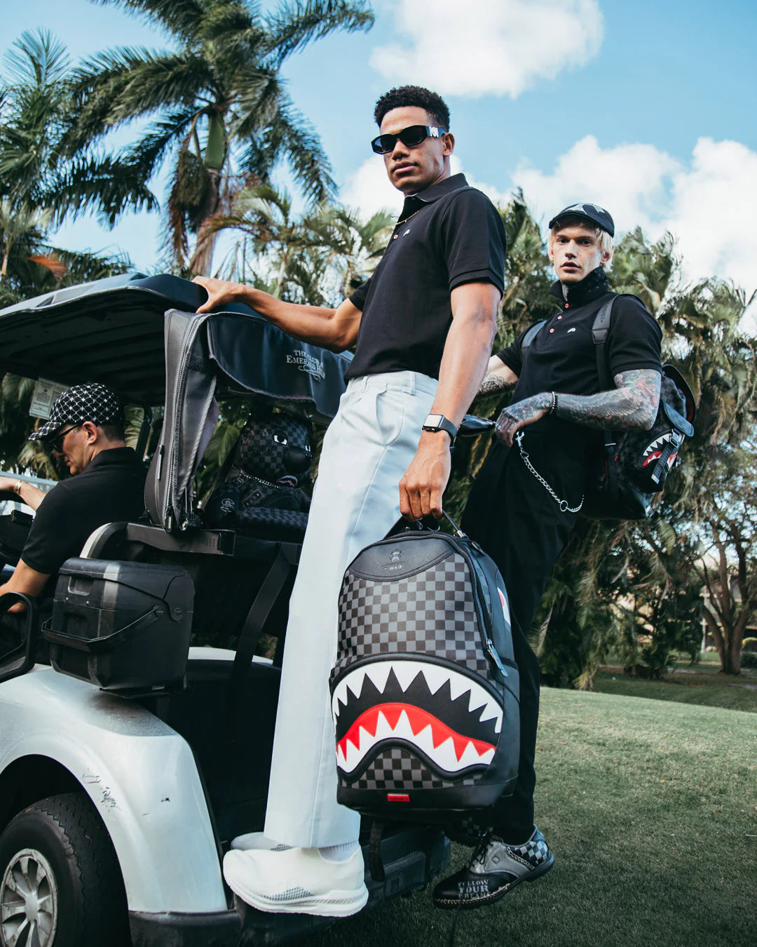 HENNY AIIR TO THE THRONE BACKPACK (DLXV) - Image 9