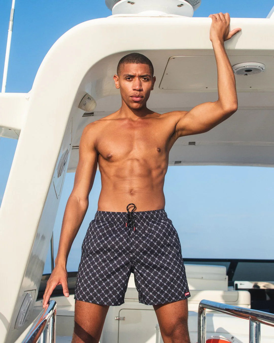 MIDNIGHT MONEY PATTERN SHOTO SWIM TRUNKS - Image 3