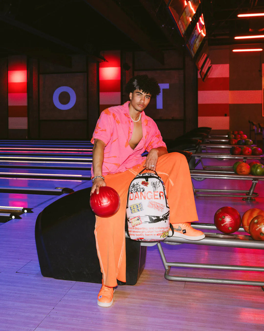 JETBLAST SIGN ON THE RUNWAY BACKPACK - Image 13