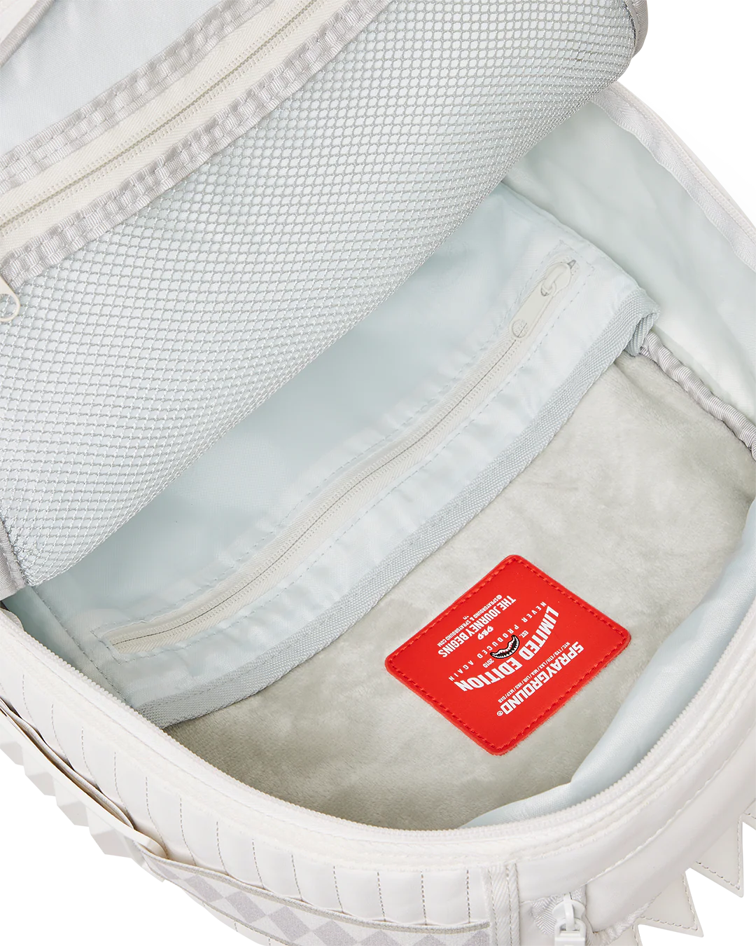 FUTURE TRAVELER CARGO BACKPACK - Image 9