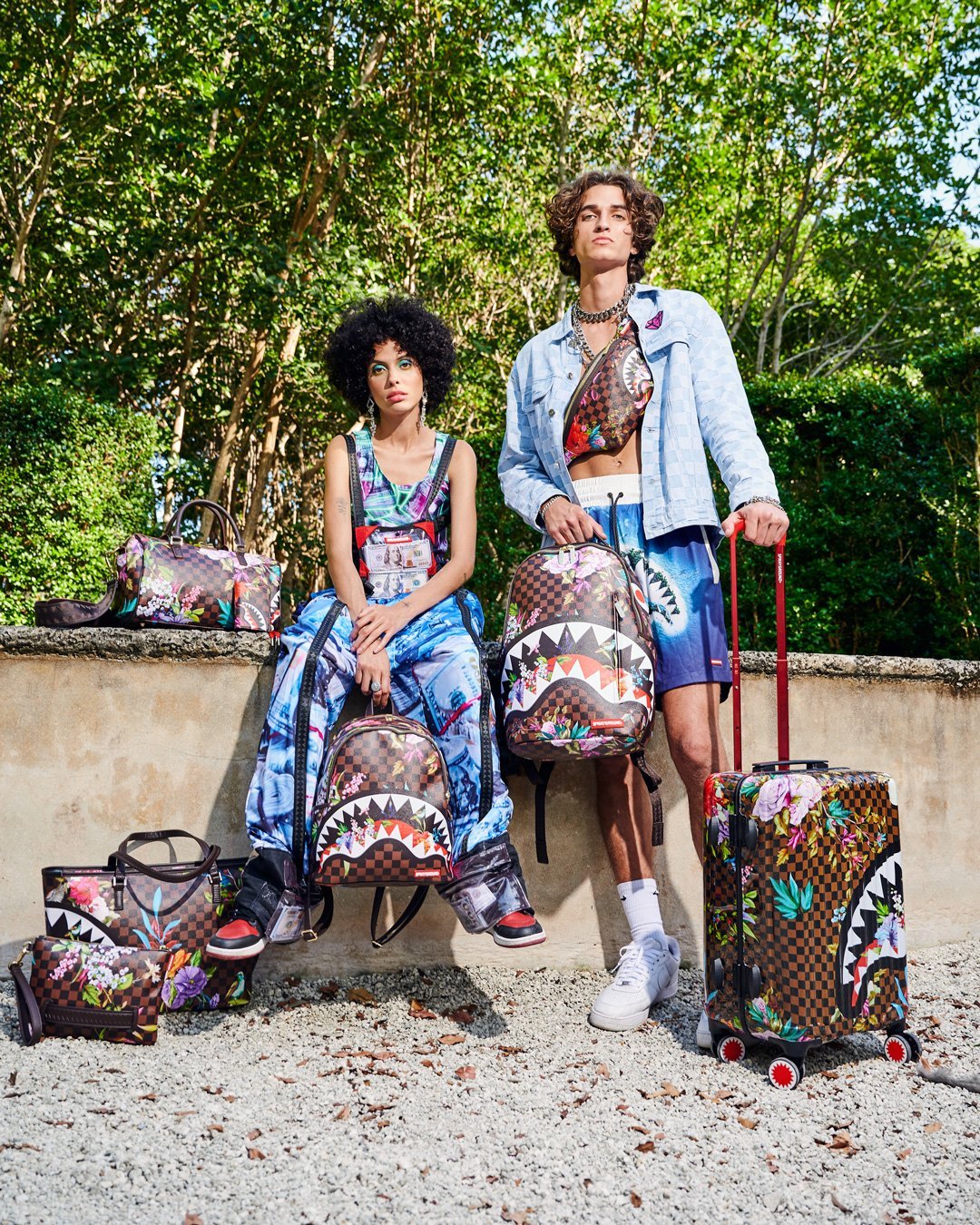 GARDEN OF SHARKS SAVVY CROSSBODY - Image 9