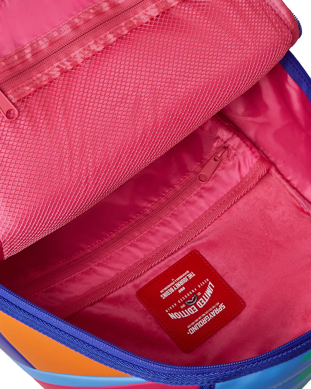 I'M ON VACATION ON MY YACHT BACKPACK - Image 14