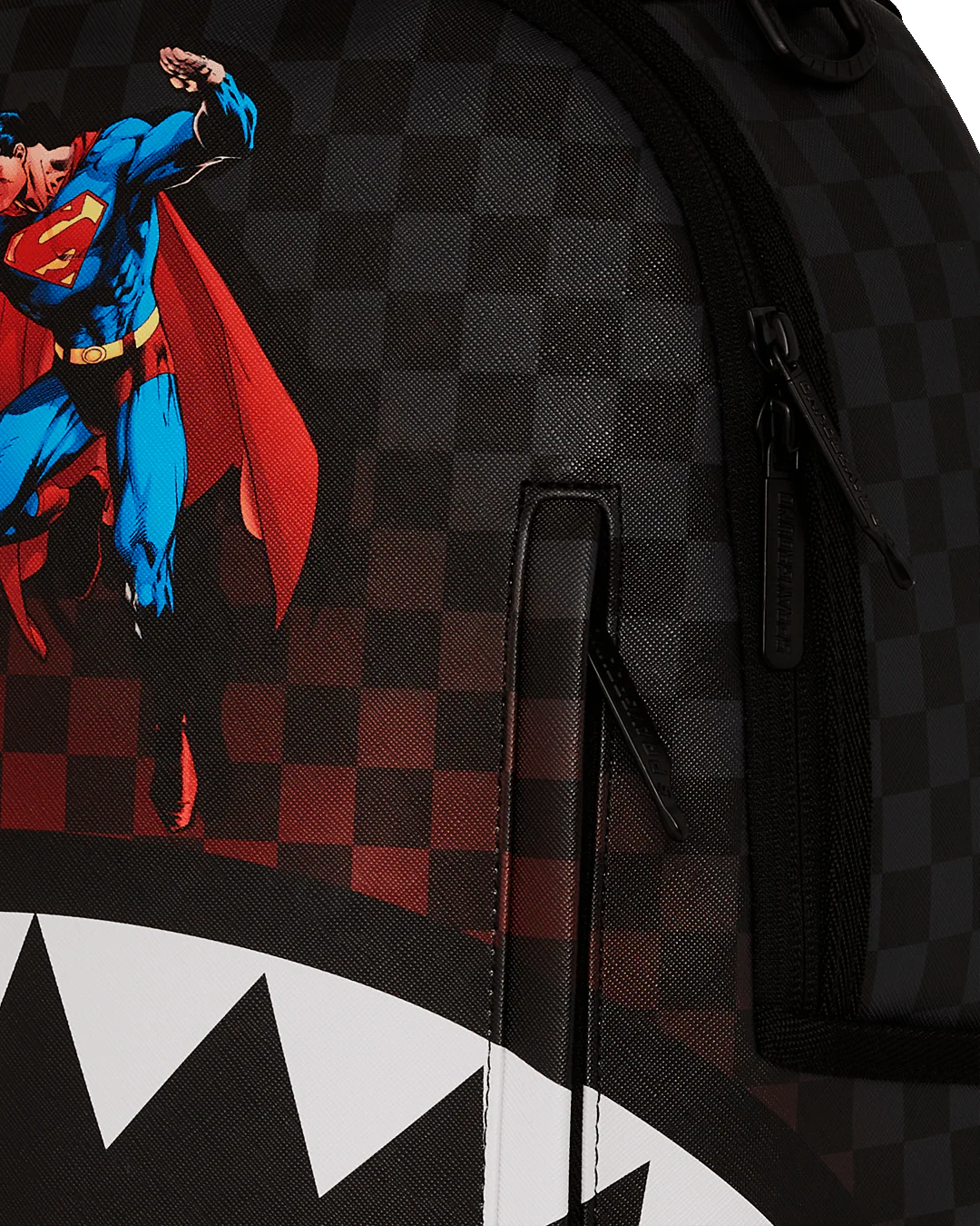 SUPERMAN HEAT VISION BACKPACK - Image 3