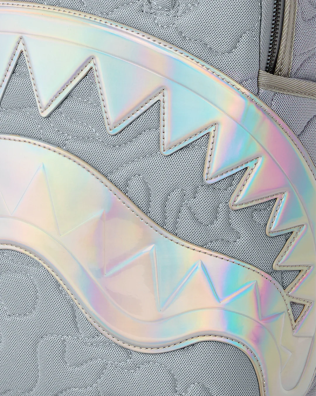 MIRASHAKU IRIDESCENT QUILT BACKPACK - Image 16