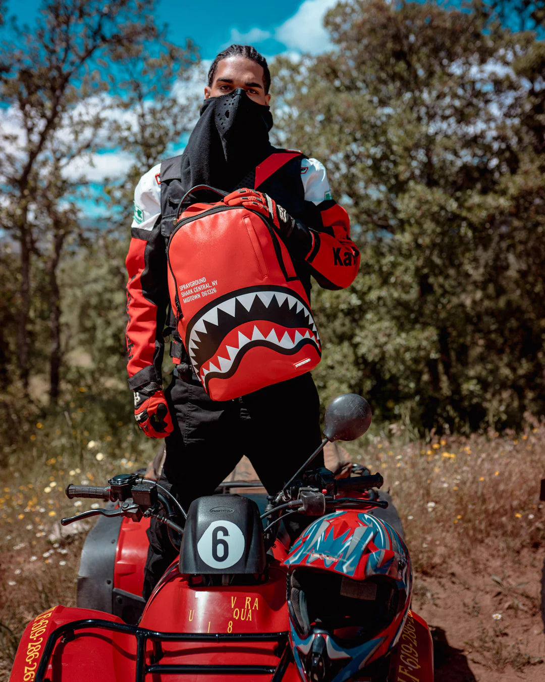 SHARK CENTRAL (RED) (DLXV) - Image 11