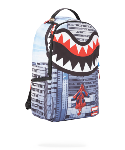 Alternative view of SPIDERMAN UPSIDE DOWN SHARK