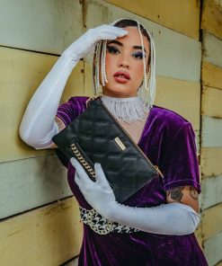 Alternative view of NOIR QUILT GOLD CHAIN SHARK CROSSOVER CLUTCH