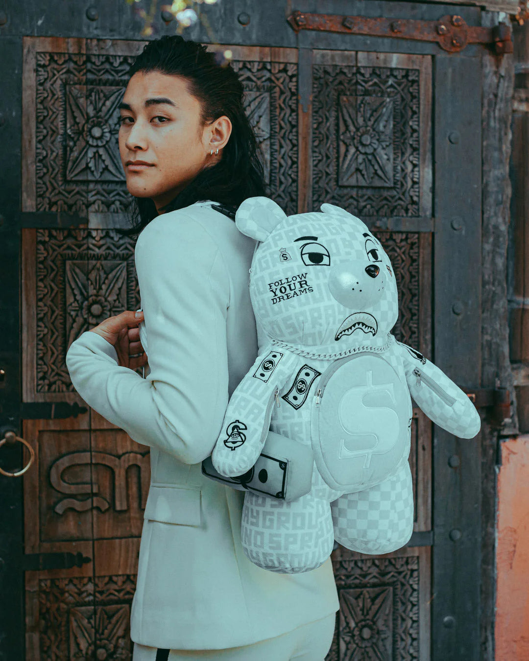 SPLIT THE CHECK (PEARL) MONEYBEAR TEDDYBEAR BACKPACK - Image 2