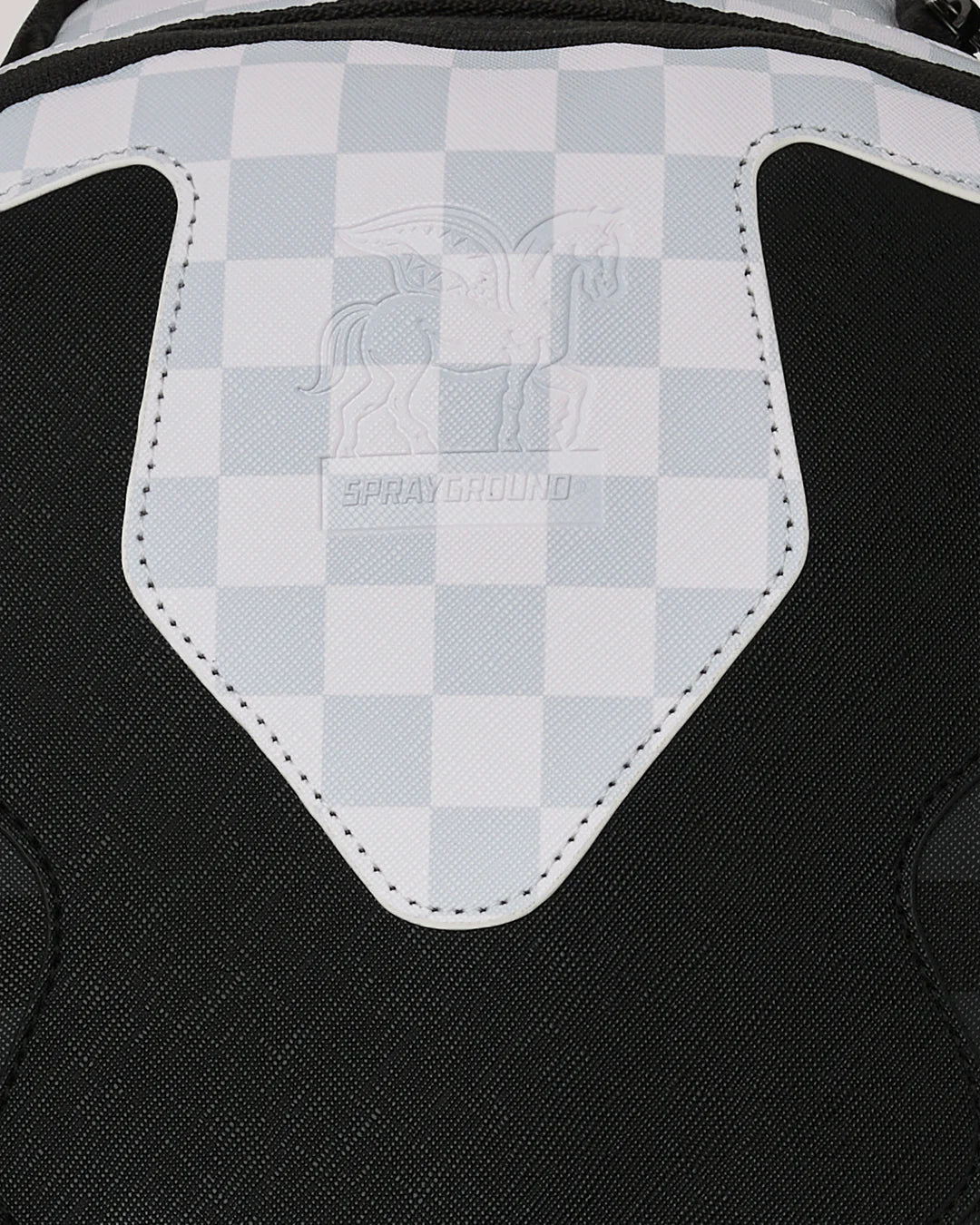 TRIPLE DECKER HEIR TO THE THRONE BACKPACK - Image 17