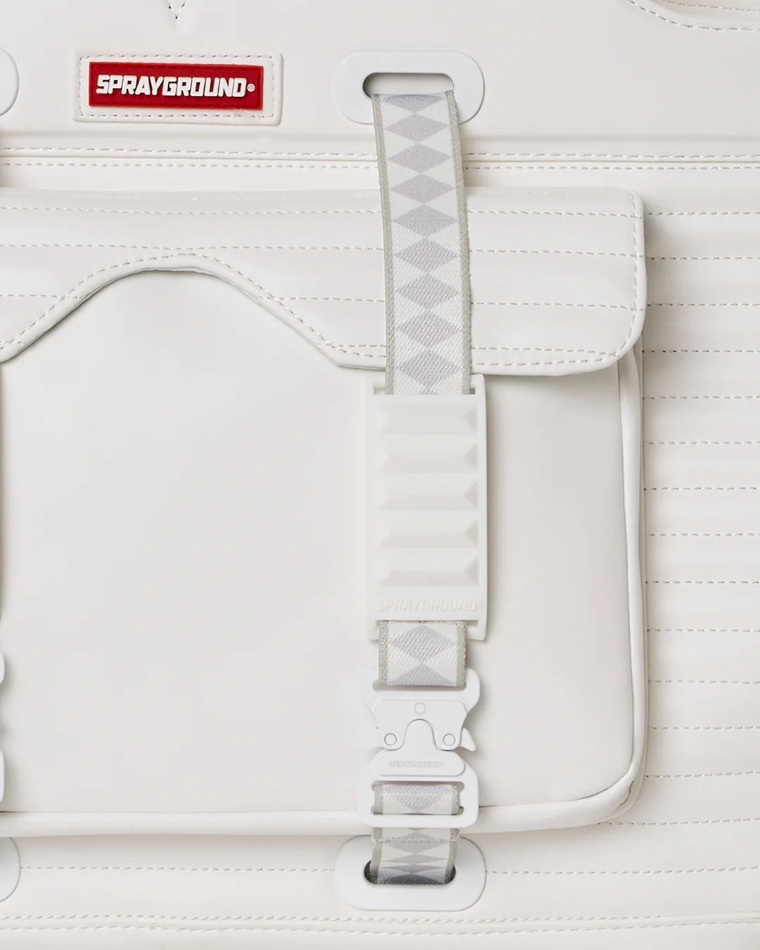 FUTURE TRAVELER TRAVEL CASE - Image 12