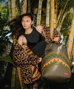Alternative view of SHARK CENTRAL AIRBORNE BACKPACK