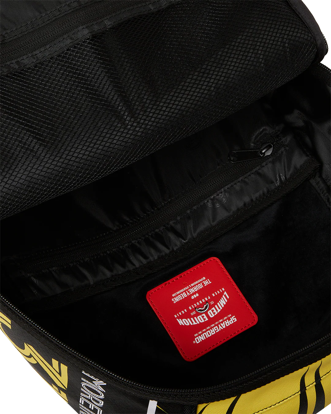 MLS COLUMBUS CREW STEVEN MOREIRA 9 BACKPACK - Image 8