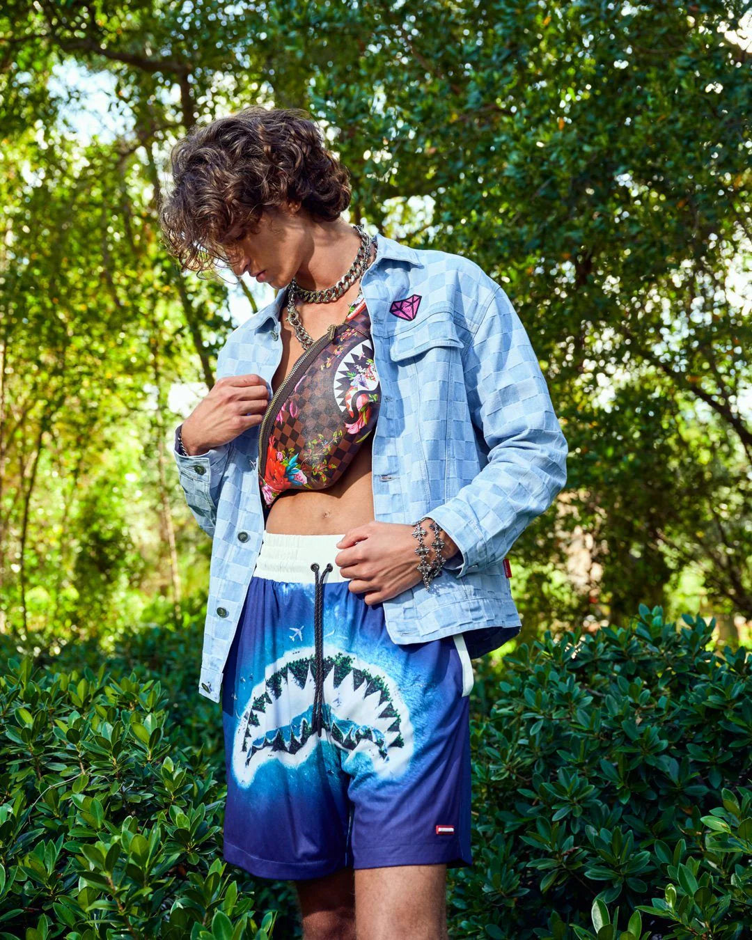 GARDEN OF SHARKS SAVVY CROSSBODY - Image 5