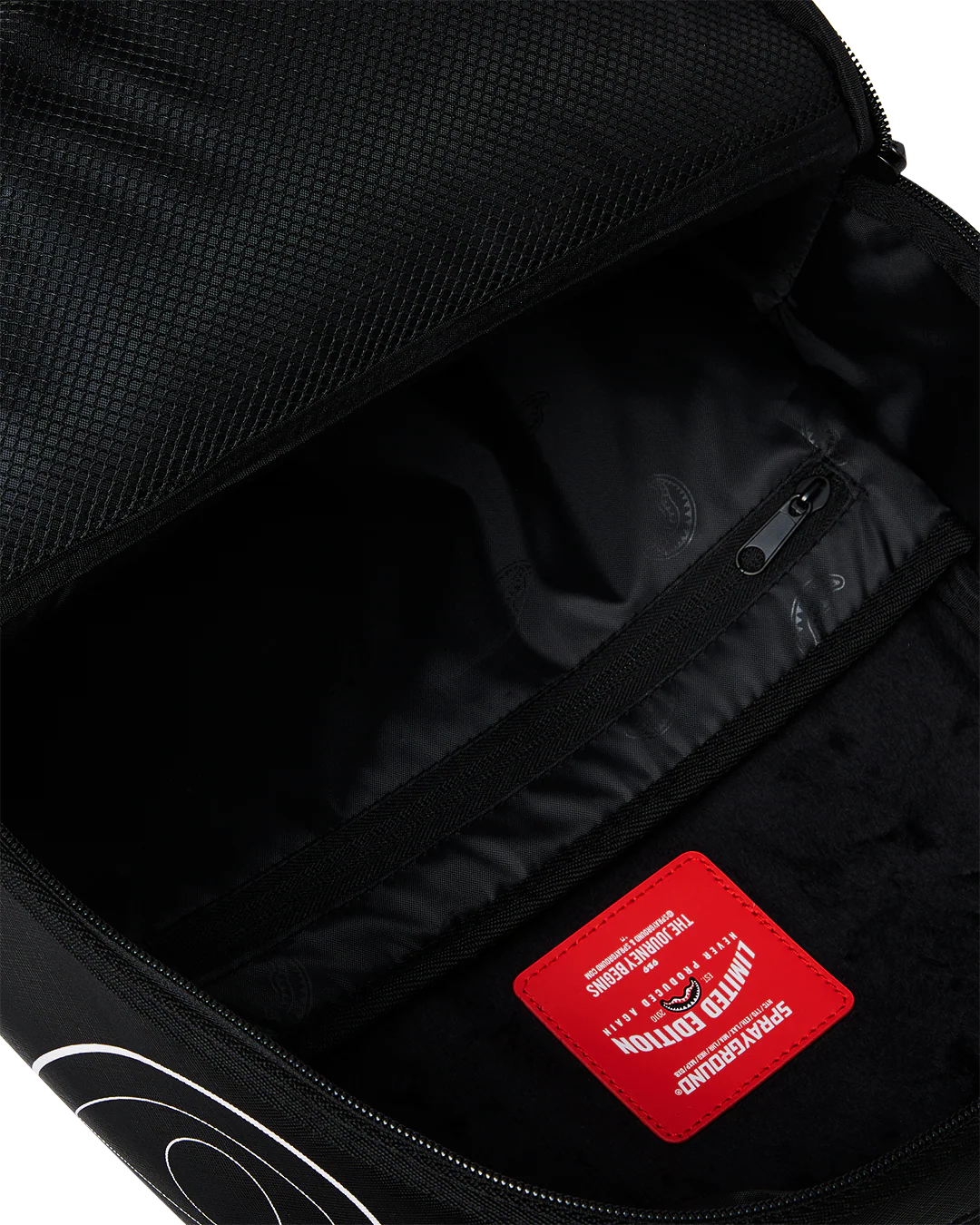 SHARK CENTRAL OUT THE LINE DLXSV BACKPACK - Image 11