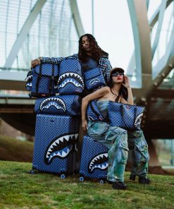 Alternative view of MIDNIGHT MAGIC SHARKS IN PARIS HARD SHELL FULL-SIZE LUGGAGE
