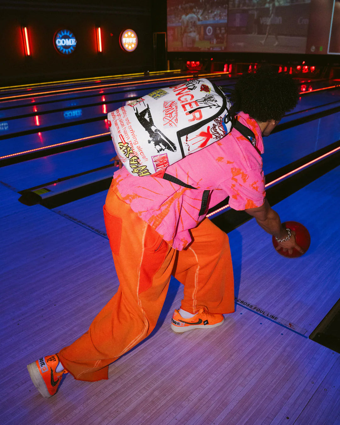 JETBLAST SIGN ON THE RUNWAY BACKPACK - Image 11