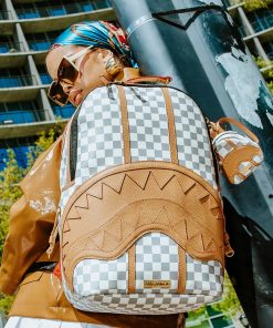 Alternative view of HENNY LATTE BACKPACK KEYCHAIN