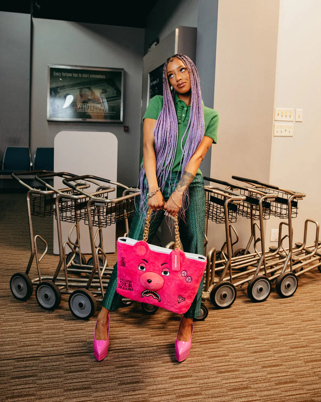 PLUSH MONEYBEAR TOTE (PINK) - Image 9