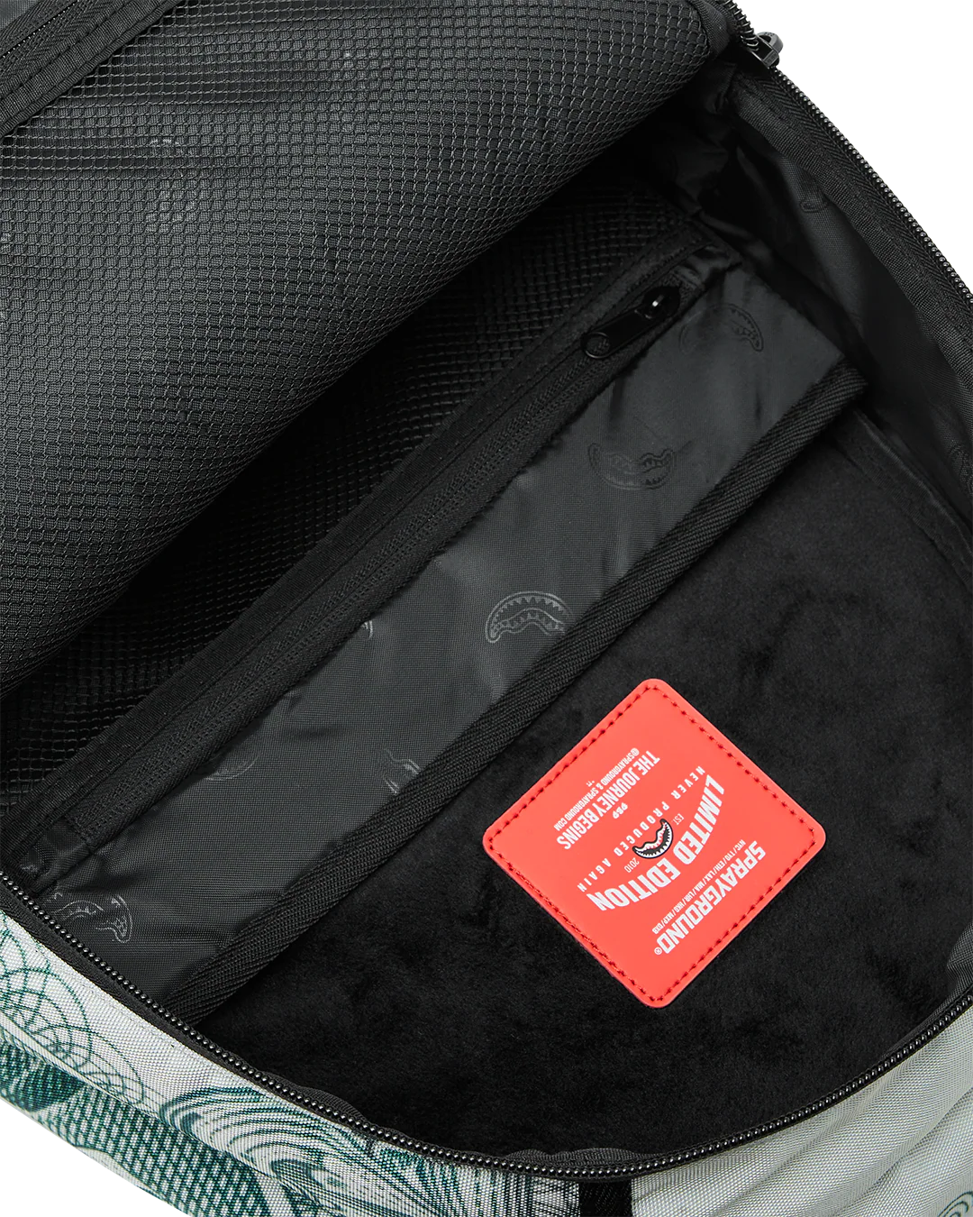 MONEYBEAR SEEING TRIPLE BACKPACK - Image 11